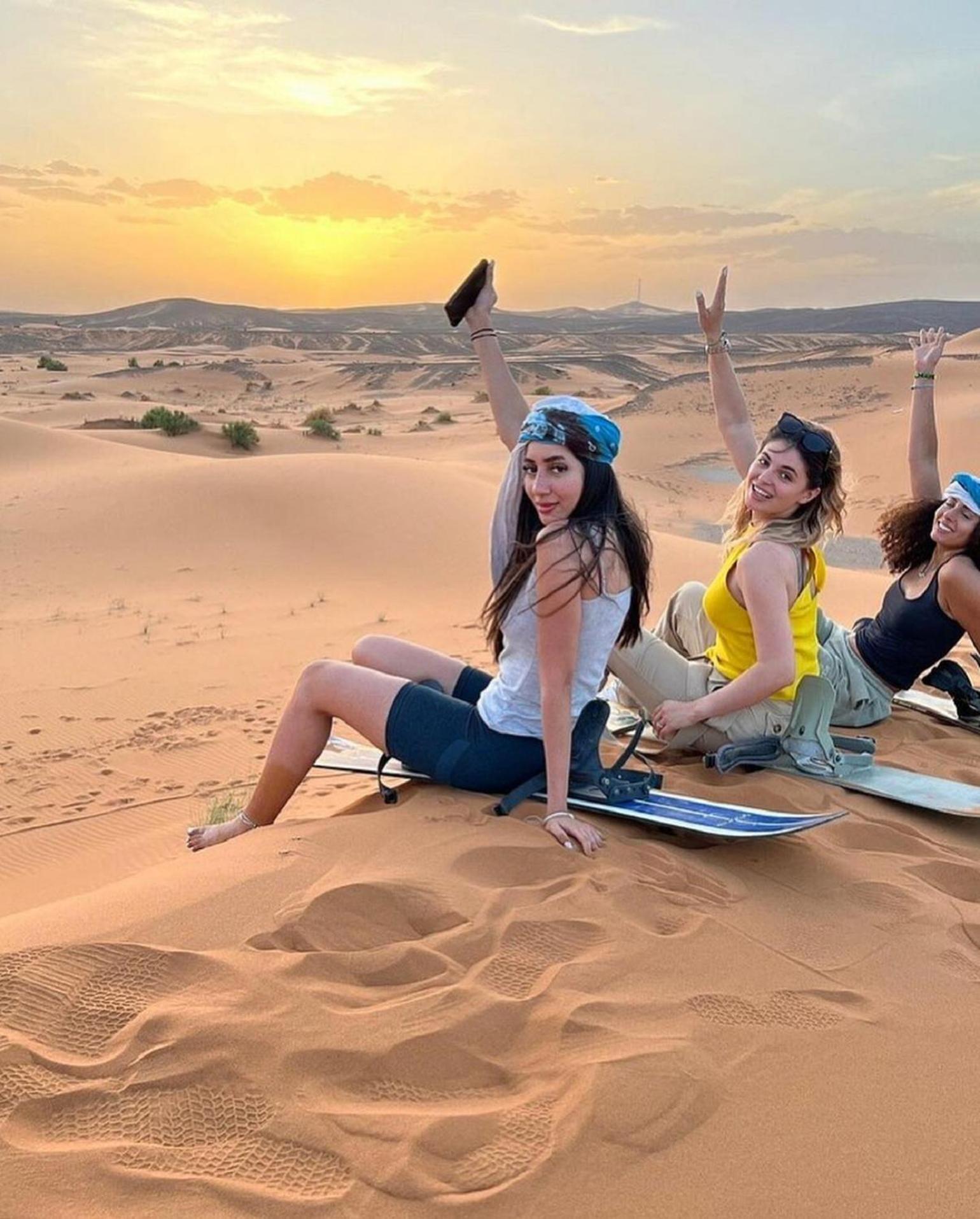 Отель Sahara Starlight Camp Мерзуга Экстерьер фото