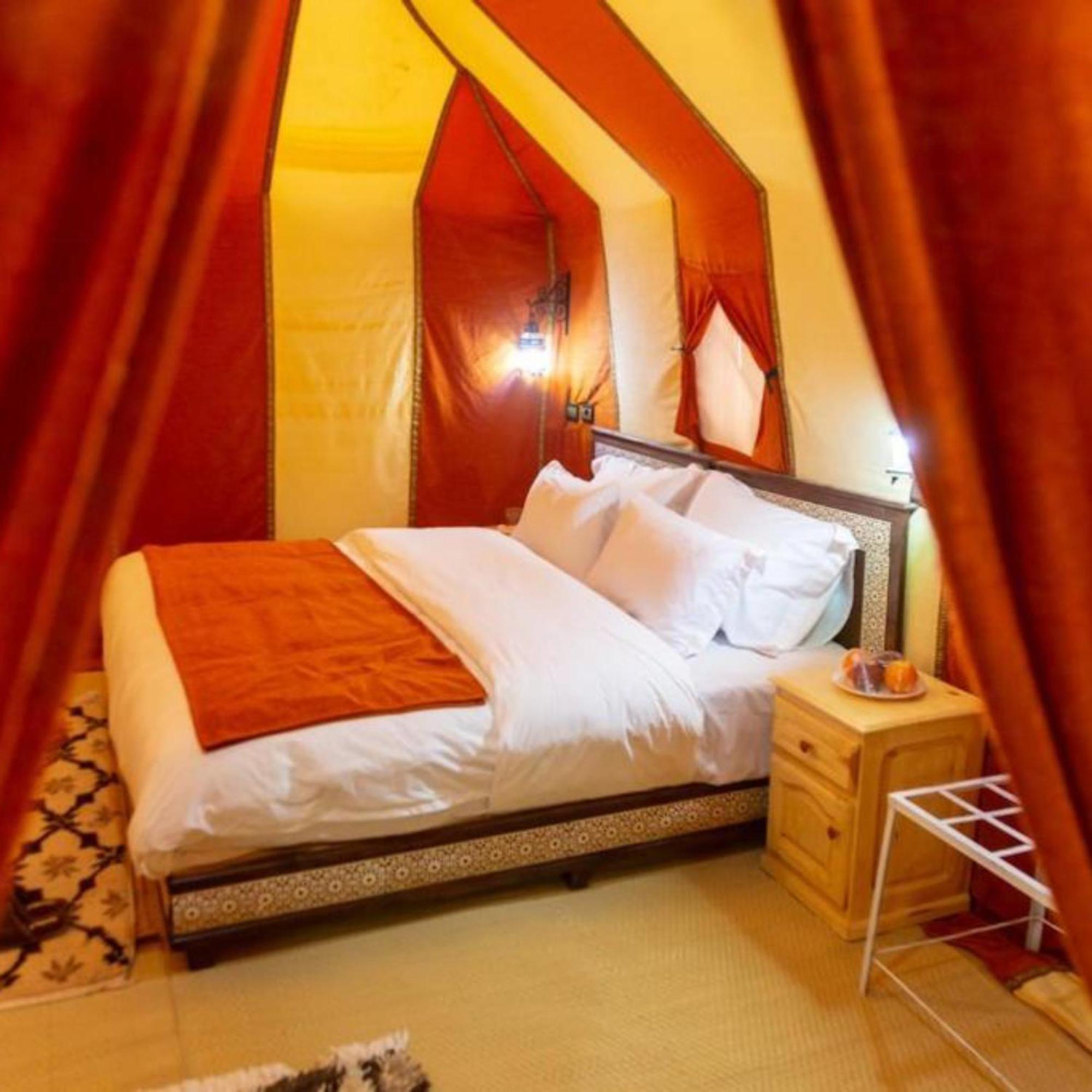 Отель Sahara Starlight Camp Мерзуга Экстерьер фото